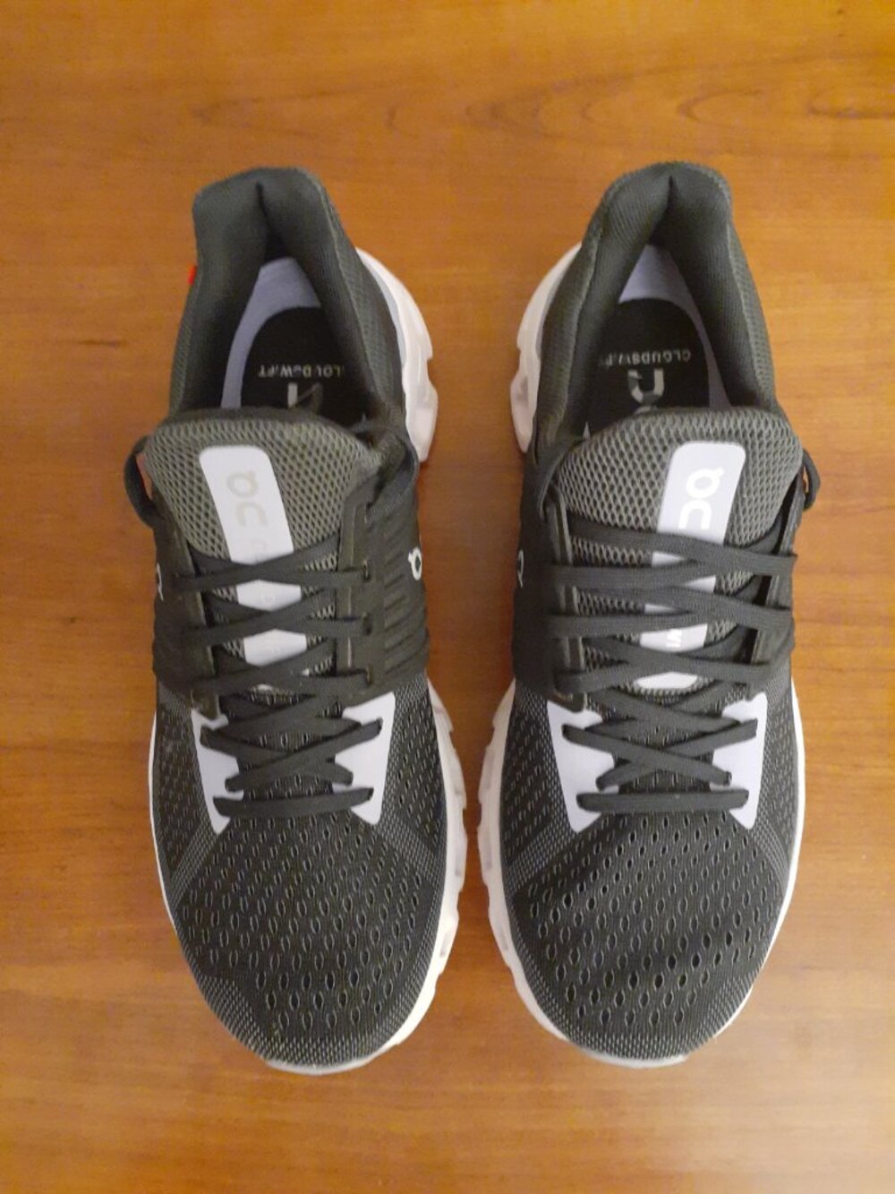 On Cloudswift Mesh Sneakers - Picture 2 of 10